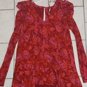 FREE PEOPLE Womens Size XS Red and Purple Floral Long Sleeved Boho Top